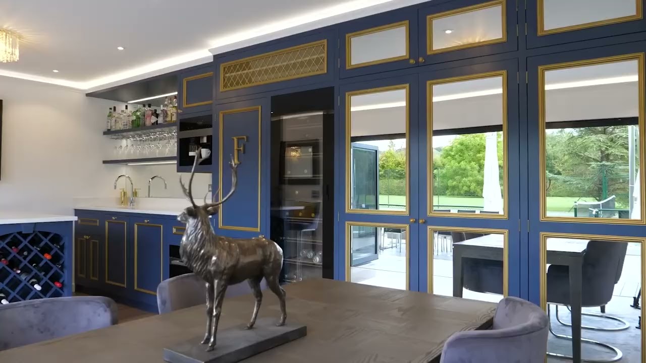 Crown Clarence Garden Room