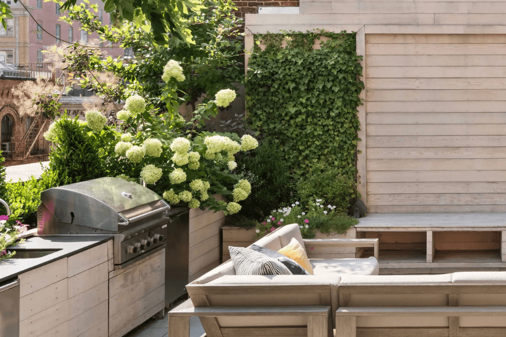 Five Beautiful Garden Plants That Lack Fragrance — And What to Pair Them With Instead