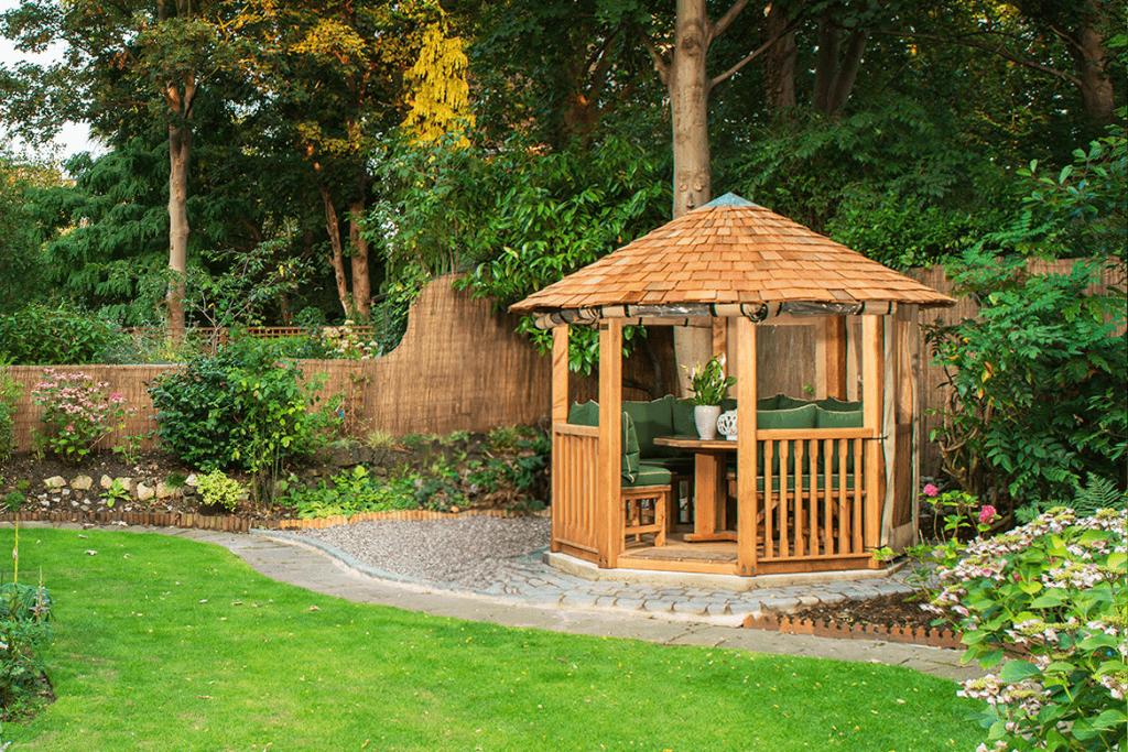 Crown Luxury Garden Pavilion